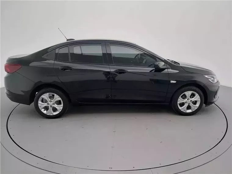 Chevrolet Onix Preto 1