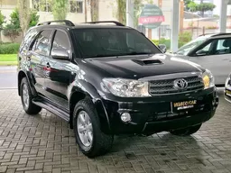 Toyota Hilux SW4