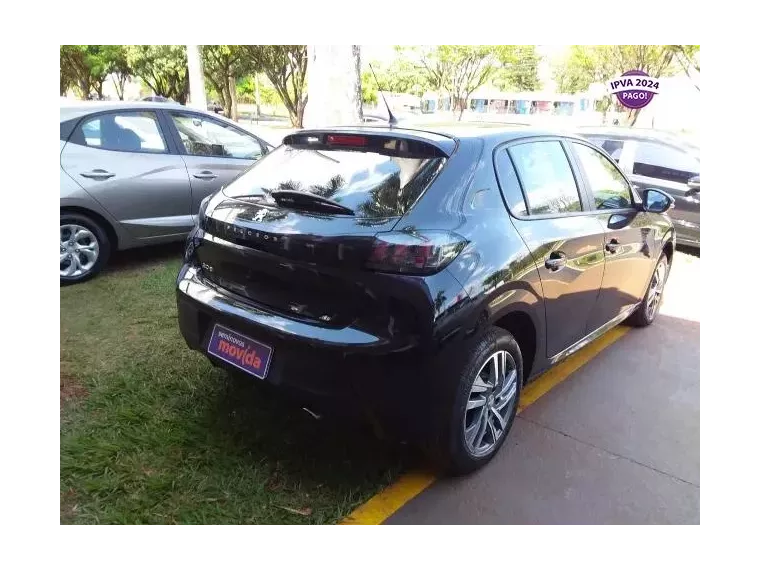 Peugeot 208 Preto 3