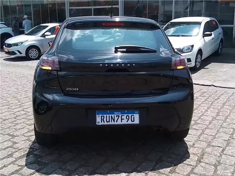 Peugeot 208 Preto 7