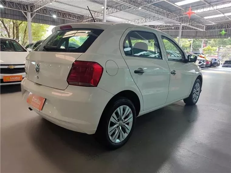 Volkswagen Gol Branco 11