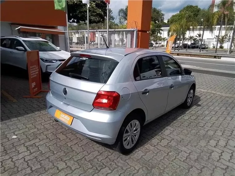 Volkswagen Gol Prata 13