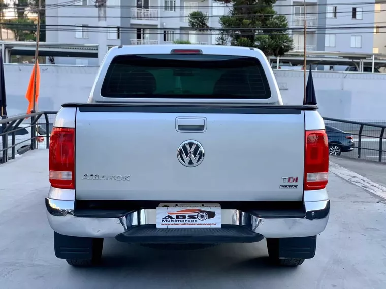 Volkswagen Amarok Prata 11