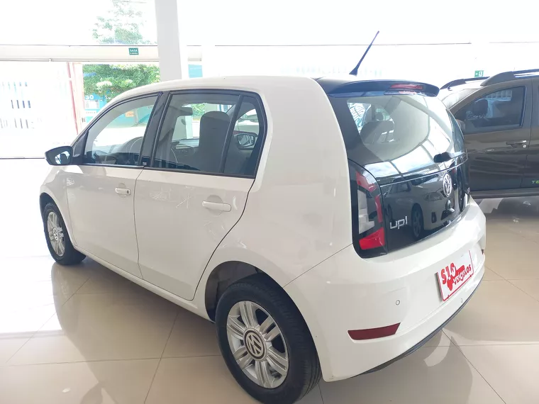 Volkswagen UP Branco 6