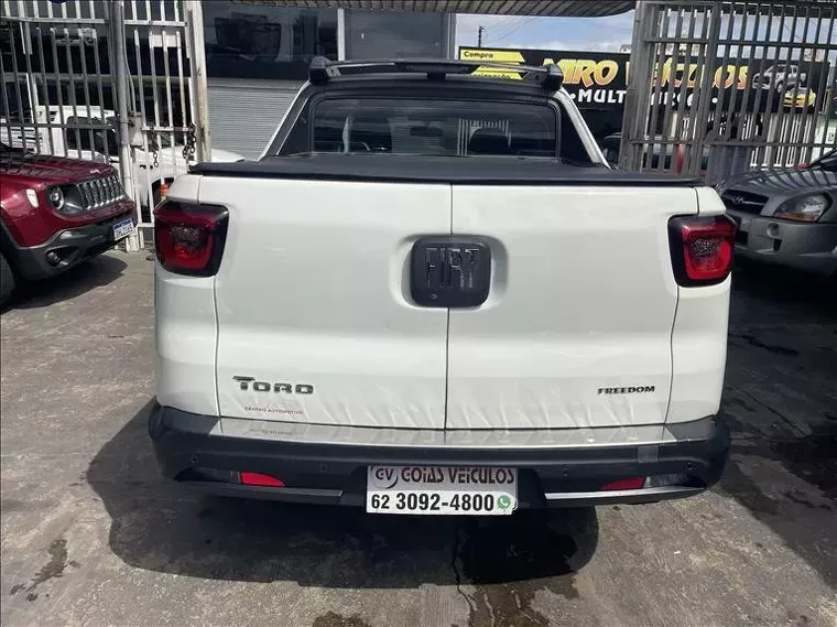 Fiat Toro Branco 7