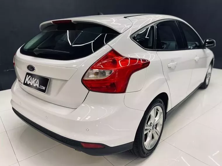 Ford Focus Branco 7