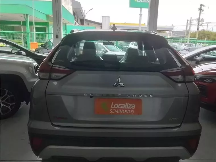 Mitsubishi Eclipse Cross Prata 5