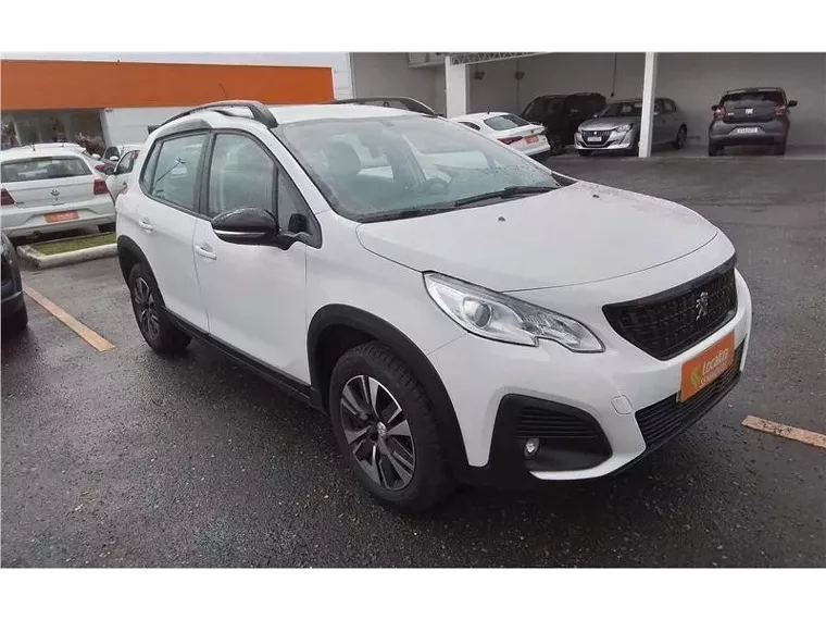 Peugeot 2008 Branco 3