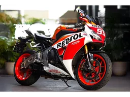 CBR 1000