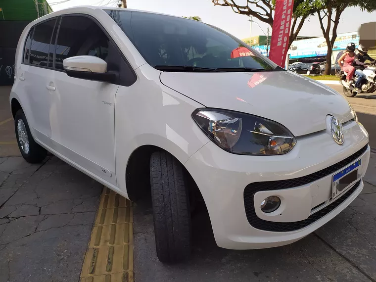 Volkswagen UP Branco 1