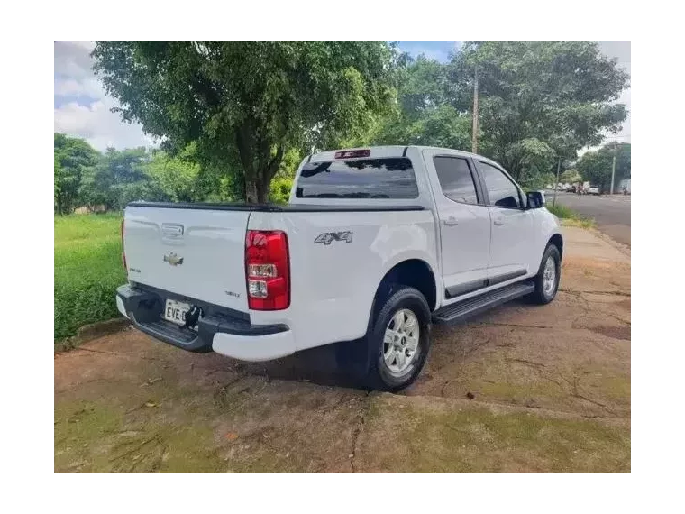 Chevrolet S10 Branco 2