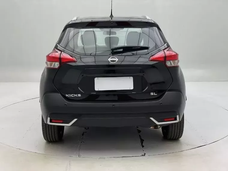 Nissan Kicks Preto 1