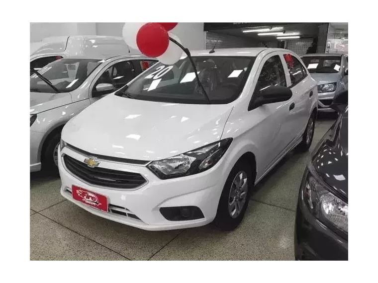 Chevrolet Onix Branco 4