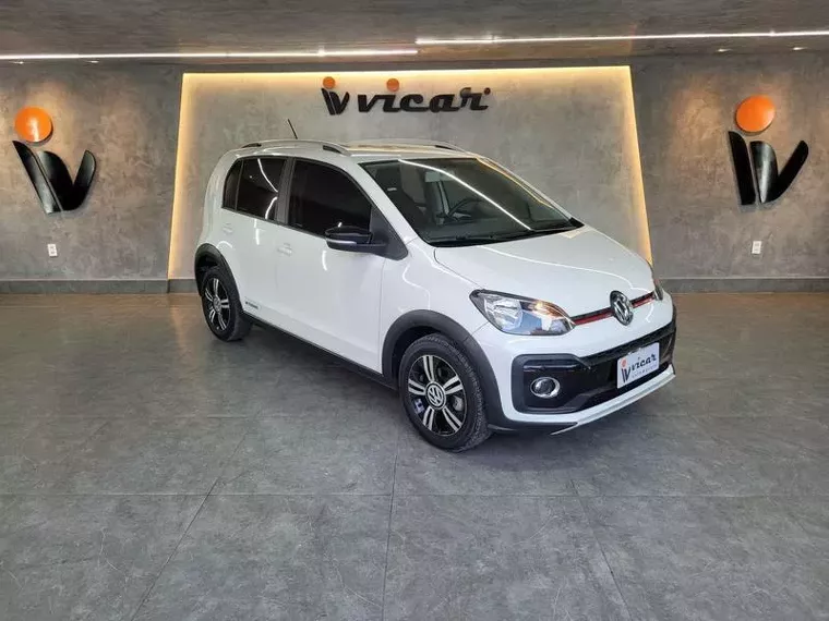 Volkswagen UP Branco 1