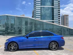 BMW 320i