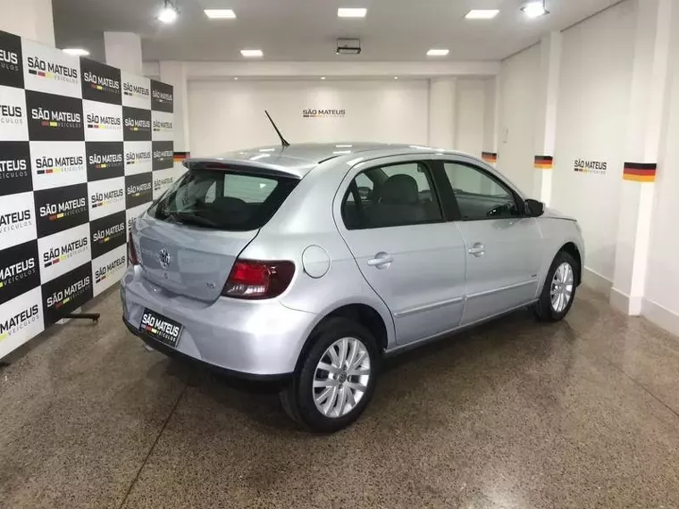 Volkswagen Gol Prata 6