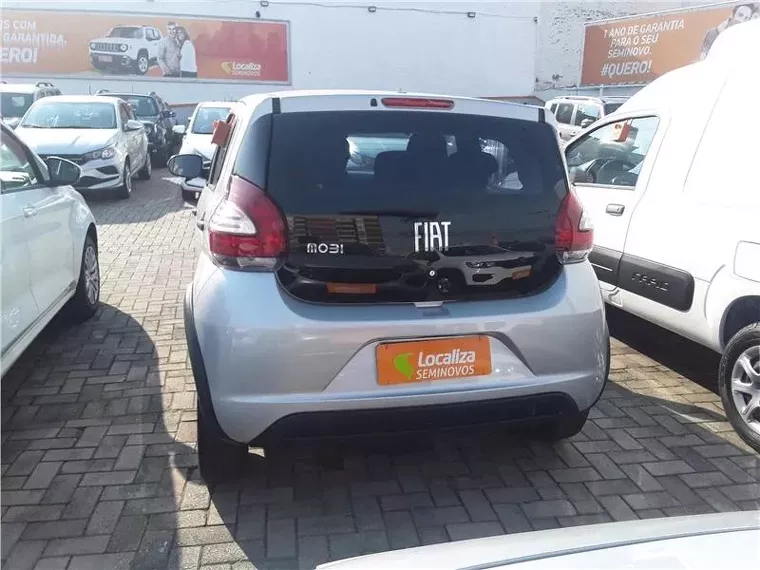 Fiat Mobi Prata 2