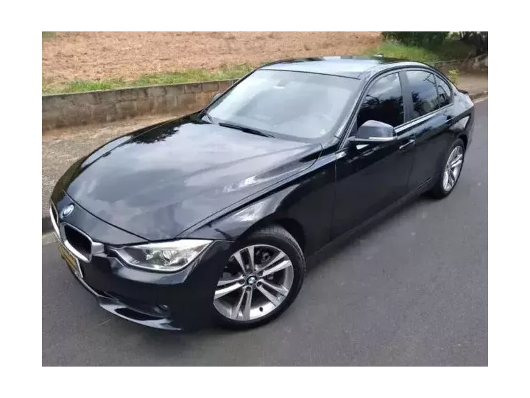 BMW 320i Preto 1