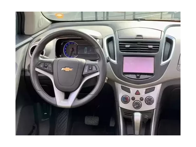 Chevrolet Tracker Prata 9