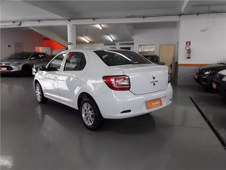 Renault Logan Branco 4