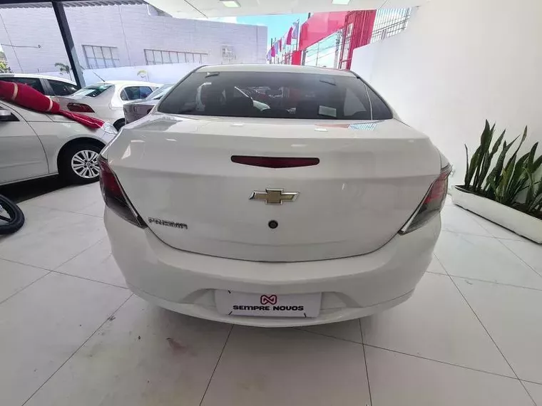 Chevrolet Prisma Branco 2