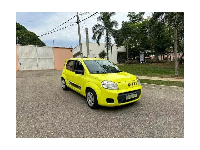 Fiat Uno Amarelo 3