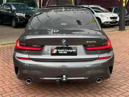 BMW 330e