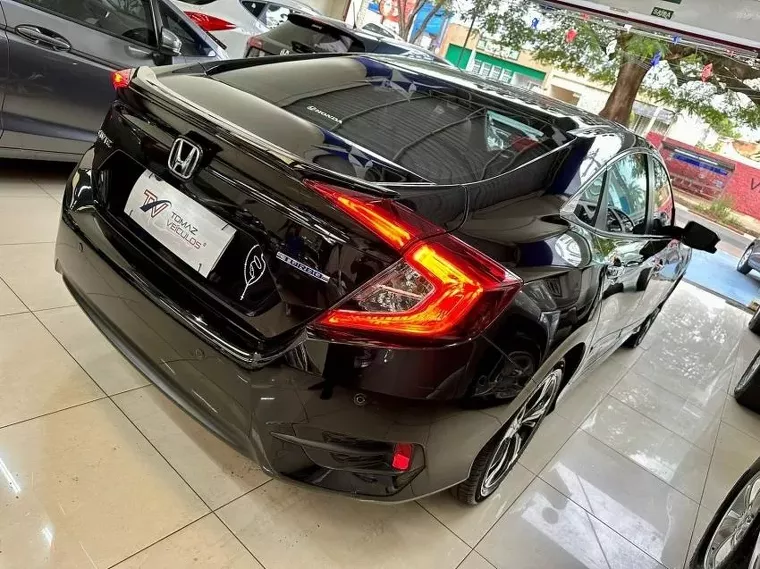 Honda Civic Preto 24