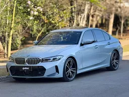 BMW 320i