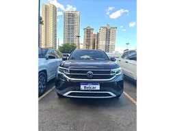 Volkswagen Taos