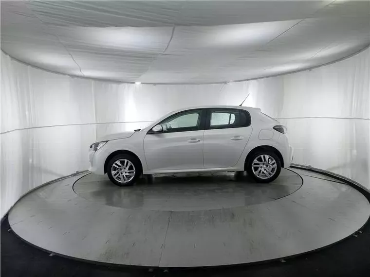 Peugeot 208 Branco 1