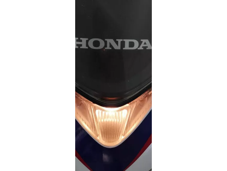 Honda CBR 500 Branco 16