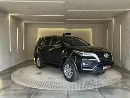 Toyota Hilux SW4