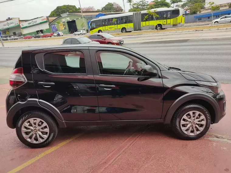 Fiat Mobi Preto 2