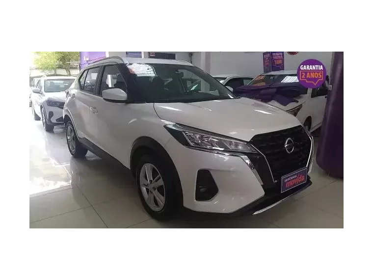 Nissan Kicks Branco 8