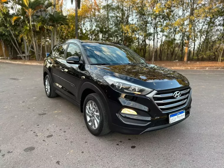 Hyundai Tucson Preto 3