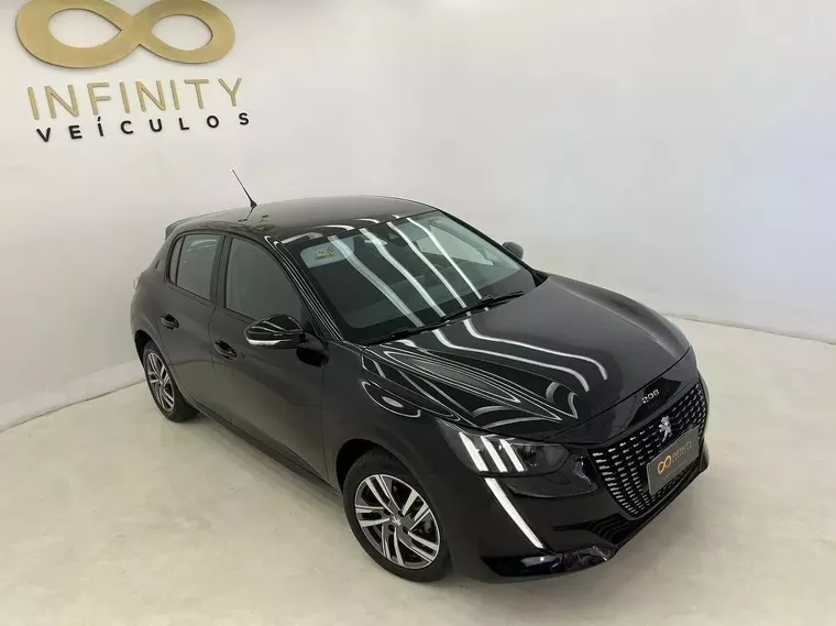 Peugeot 208 Preto 13