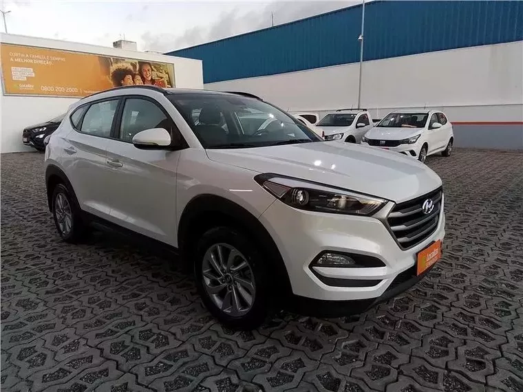 Hyundai Tucson Branco 3