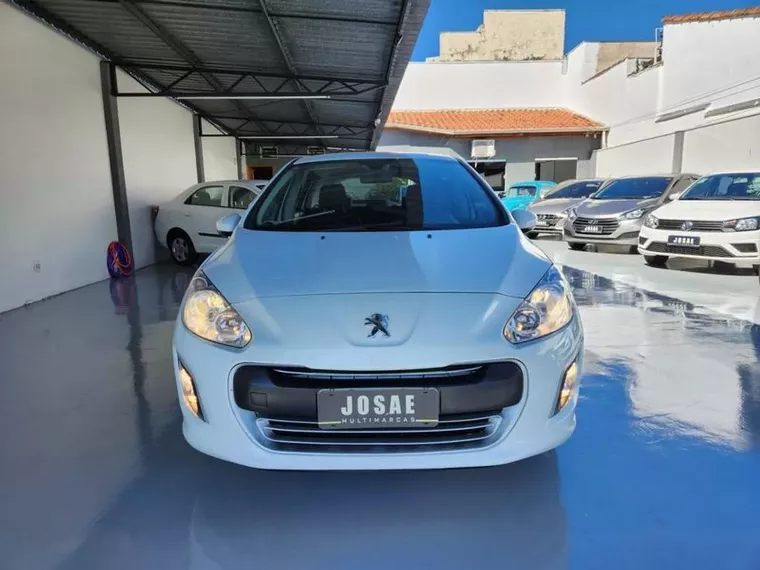 Peugeot 308 Branco 14