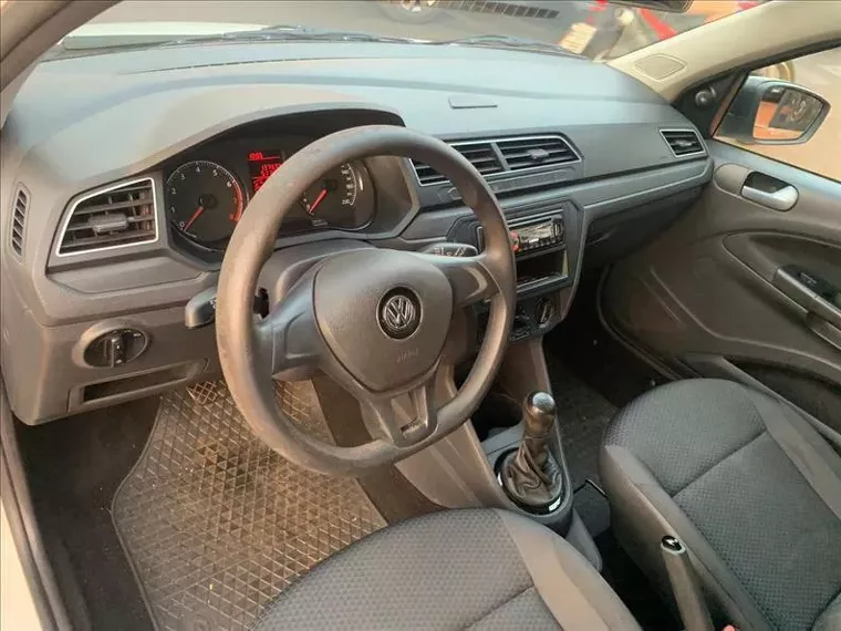 Volkswagen Gol Branco 8