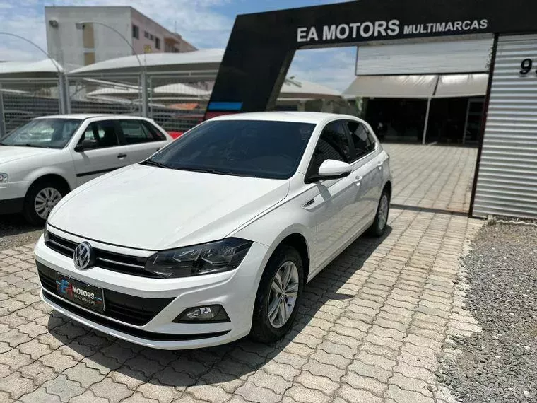 Volkswagen Polo Hatch Branco 11