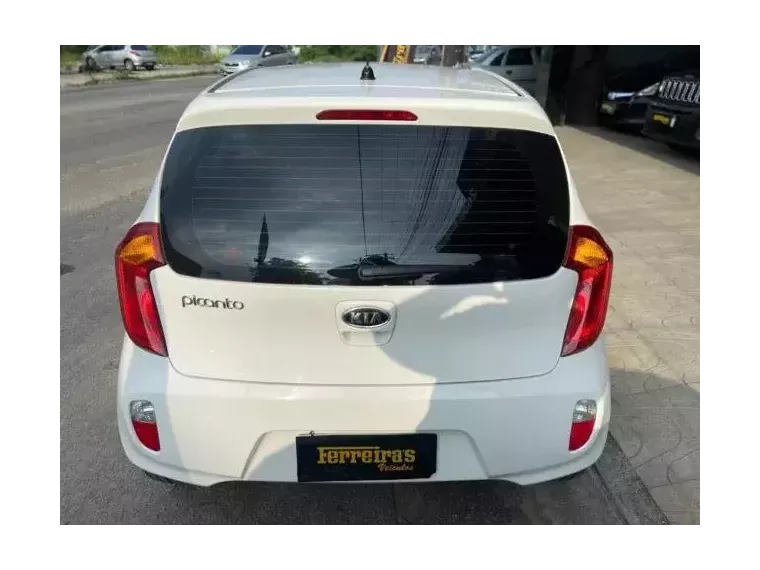 KIA Picanto Branco 8