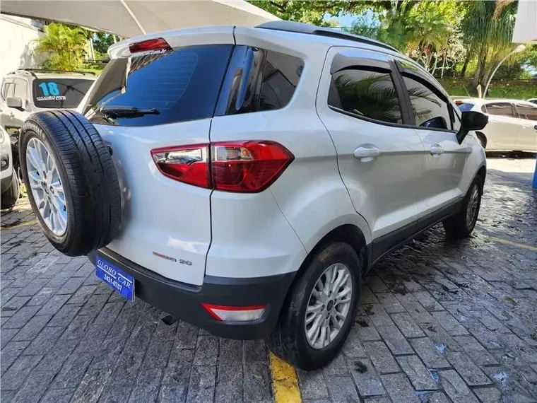 Ford Ecosport Branco 4