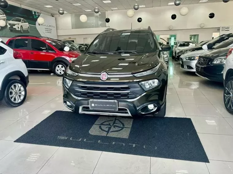 Fiat Toro Marrom 1