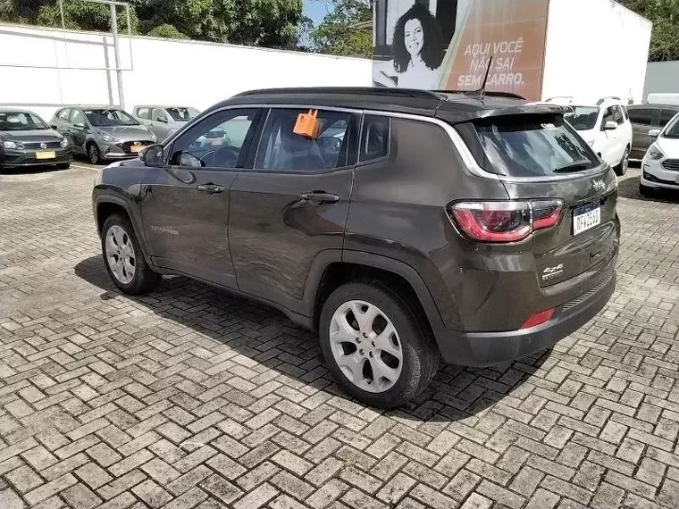 Jeep Compass Verde 8