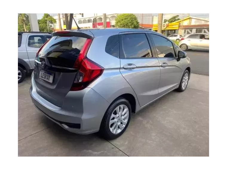 Honda FIT Prata 4