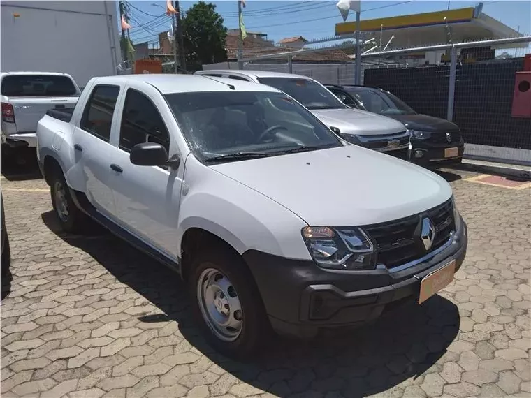 Renault Duster Oroch Branco 8