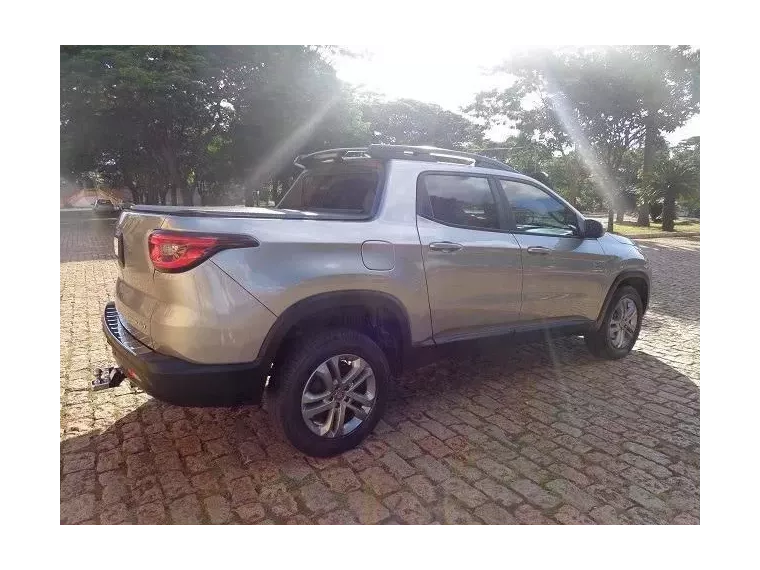 Fiat Toro Cinza 4