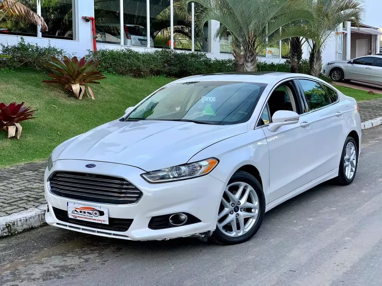 Ford Fusion Branco 5