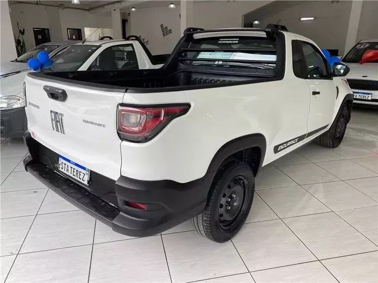 Fiat Strada Branco 2